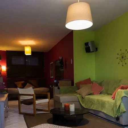 Yannis Studio Apartment *